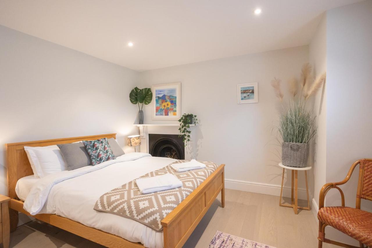 Spacious 1Br Victorian Cheltenham Flat In Cotswolds Sleeps 4 - Free Parking Eksteriør billede